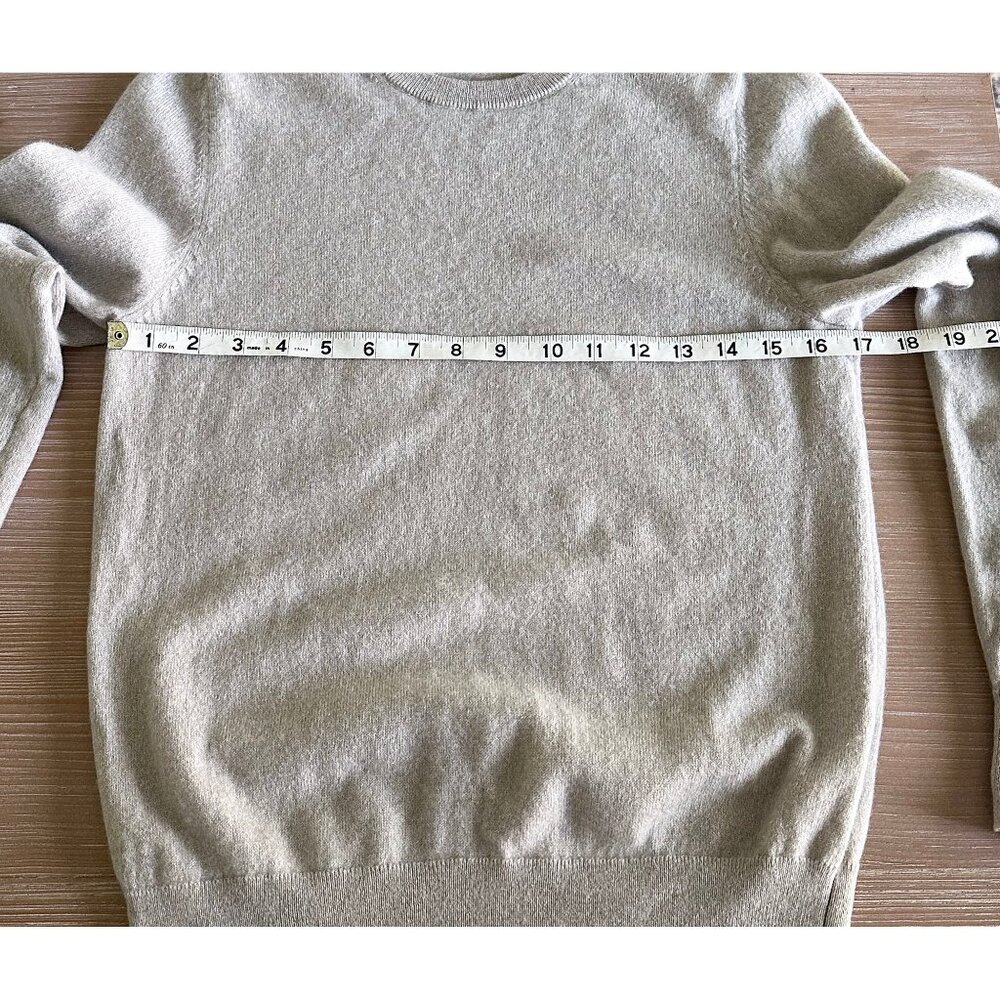 Quince Mongolian Cashmere Crewneck Sweater Heather Cloud Beige - Medium - Picture 5 of 6